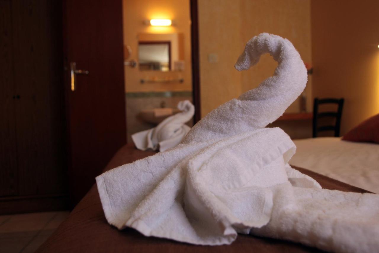 Logis Hotel Le Pressoir Saint-Chinian Dış mekan fotoğraf